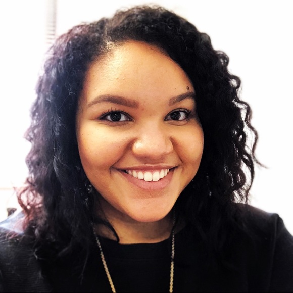 Meet your Posher, Phoebe - Picture 1 of 2